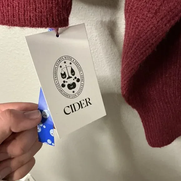 Cider Burgundy Wrap Crop Sweater NWT Size Large Ribbed Knit - Picture 6 of 10